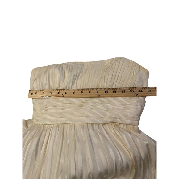BCBGMAXAZRIA Off-White Strapless Silk Evening Gown Dress Size 8 - Picture 9 of 11